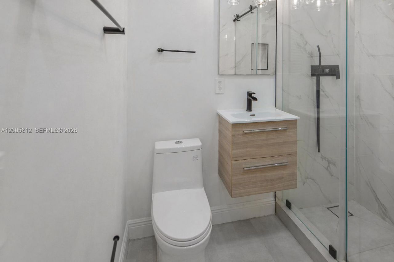880 NE 69th St , Unit 2N, Miami, FL 33138 Photo