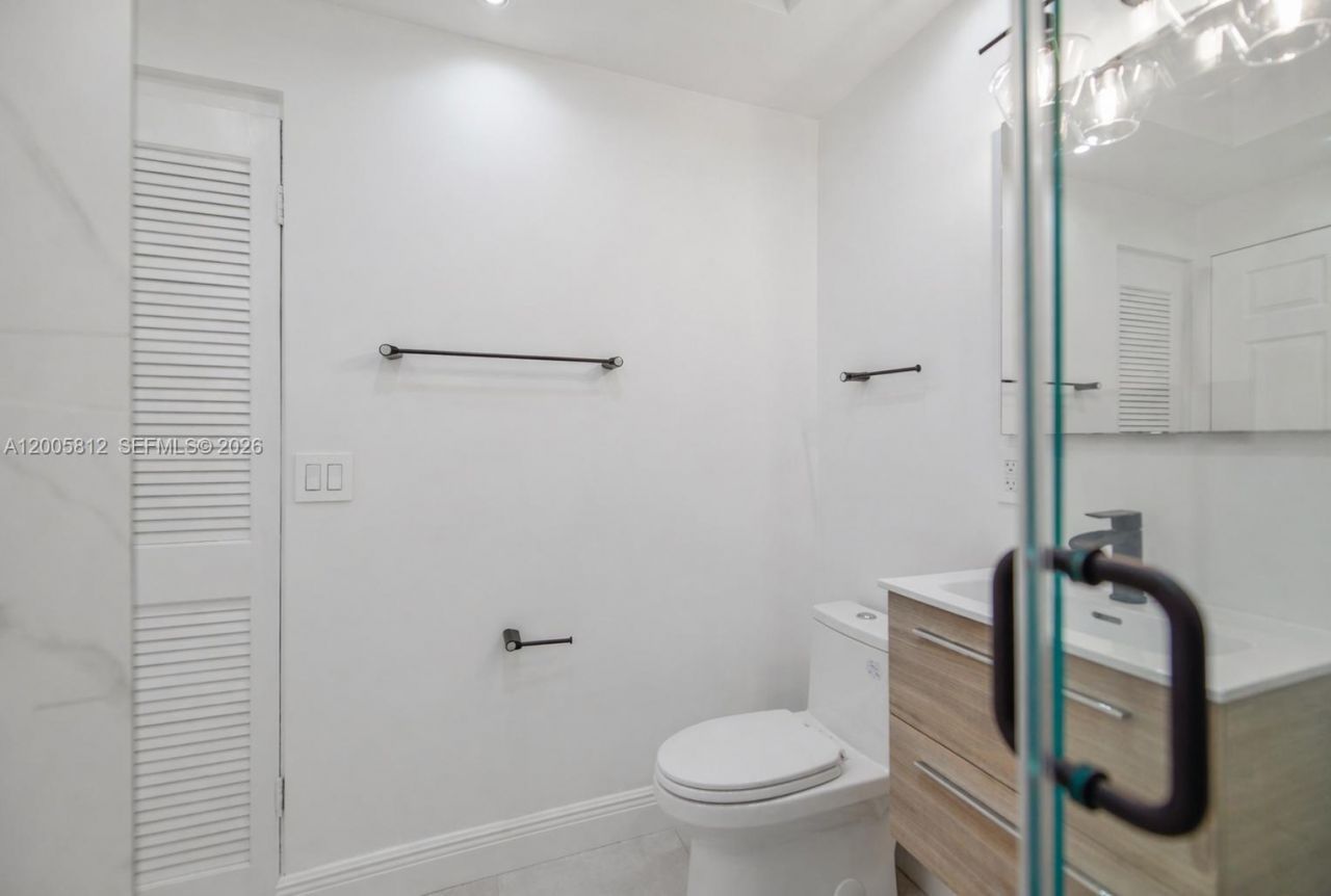 880 NE 69th St , Unit 2N, Miami, FL 33138 Photo