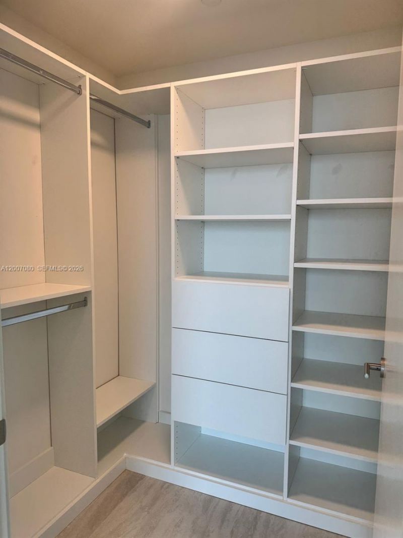 77 SE 5th St, Unit PH01, Miami, FL 33131 Photo