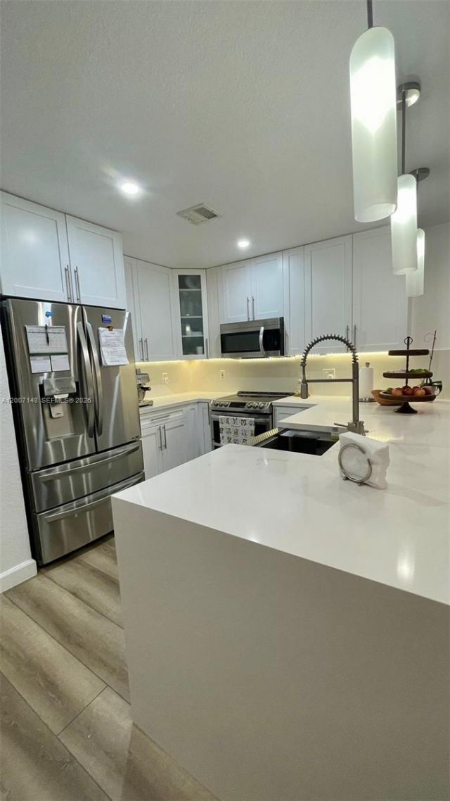 1149 NW 126th Pl, Miami, FL 33182 Photo