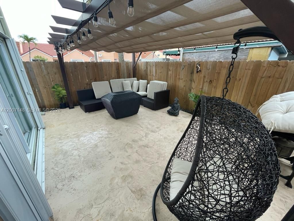1149 NW 126th Pl, Miami, FL 33182 Photo