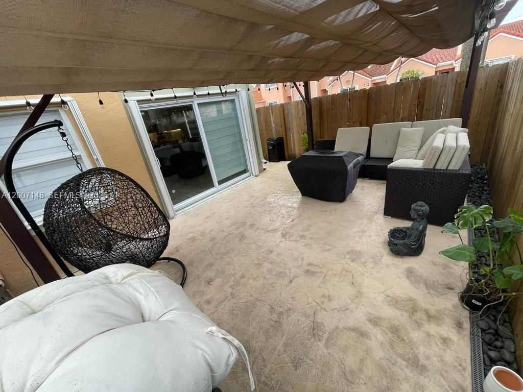 1149 NW 126th Pl, Miami, FL 33182 Photo