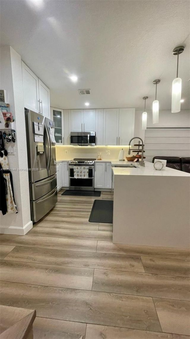 1149 NW 126th Pl, Miami, FL 33182 Photo