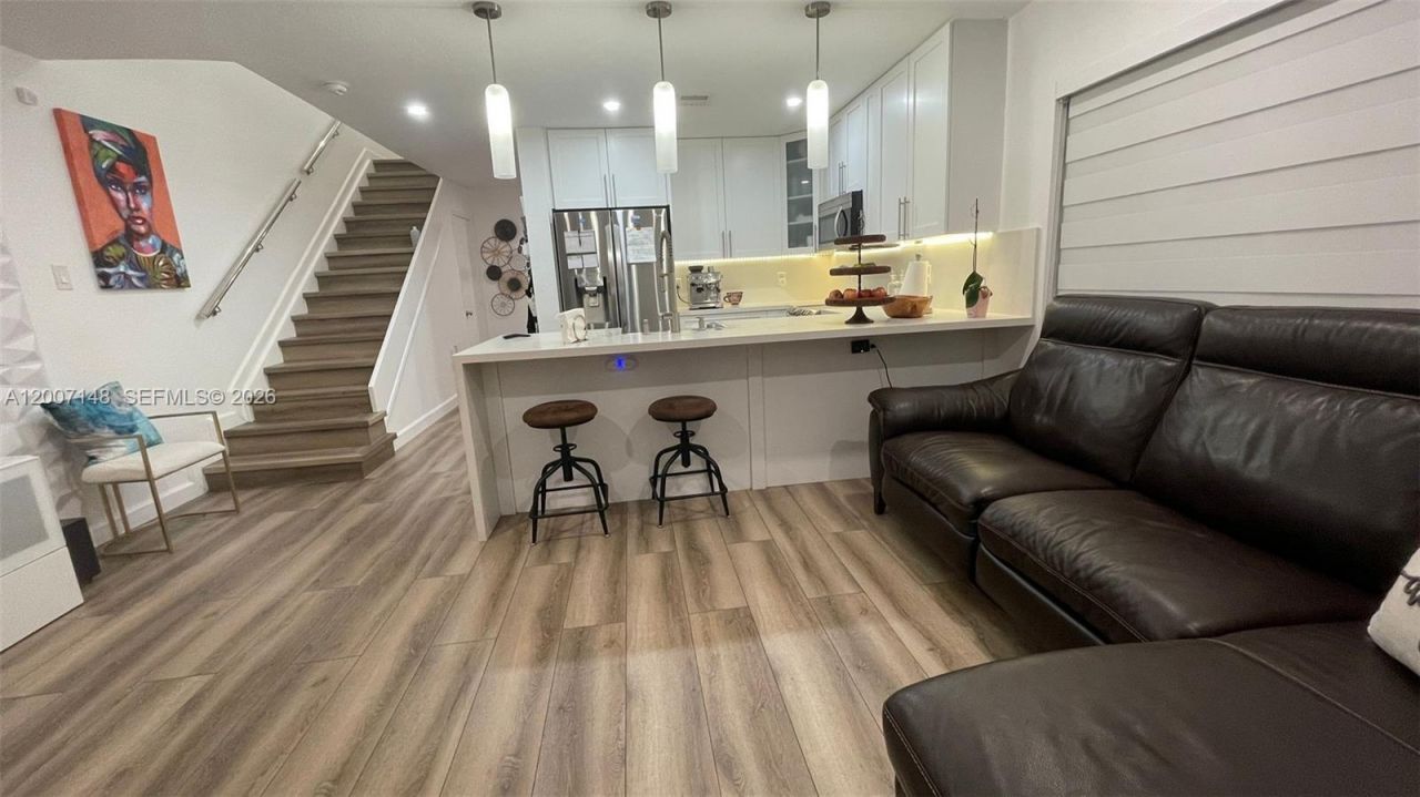 1149 NW 126th Pl, Miami, FL 33182 Photo