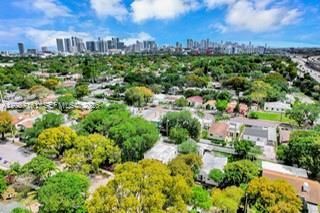 570 NW 48th St, Miami, FL 33127 Photo