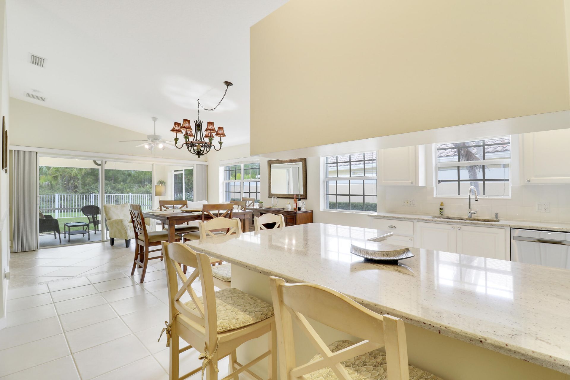 8558 SE Retreat Drive, Hobe Sound, FL 33455 Photo