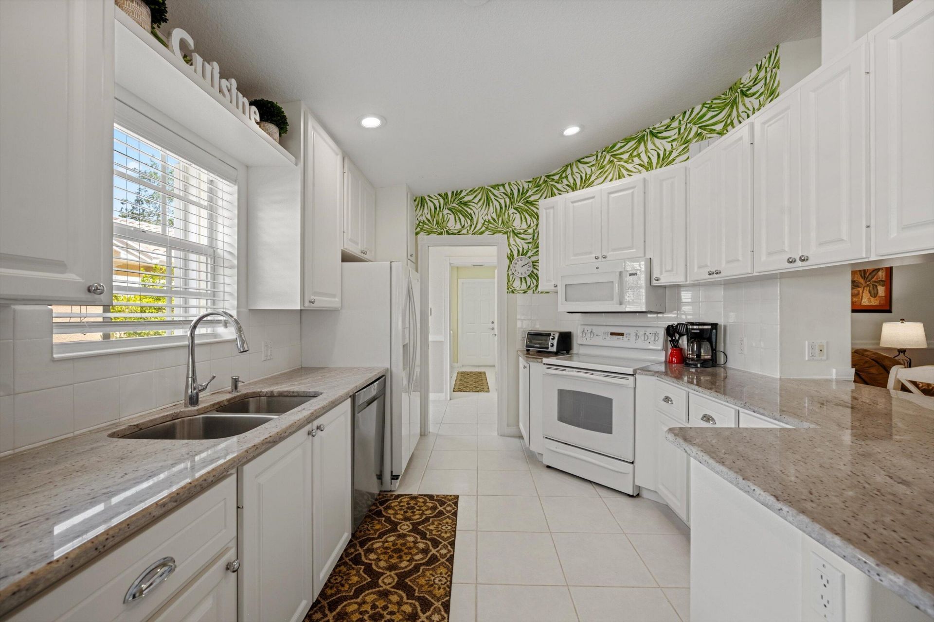 8558 SE Retreat Drive, Hobe Sound, FL 33455 Photo