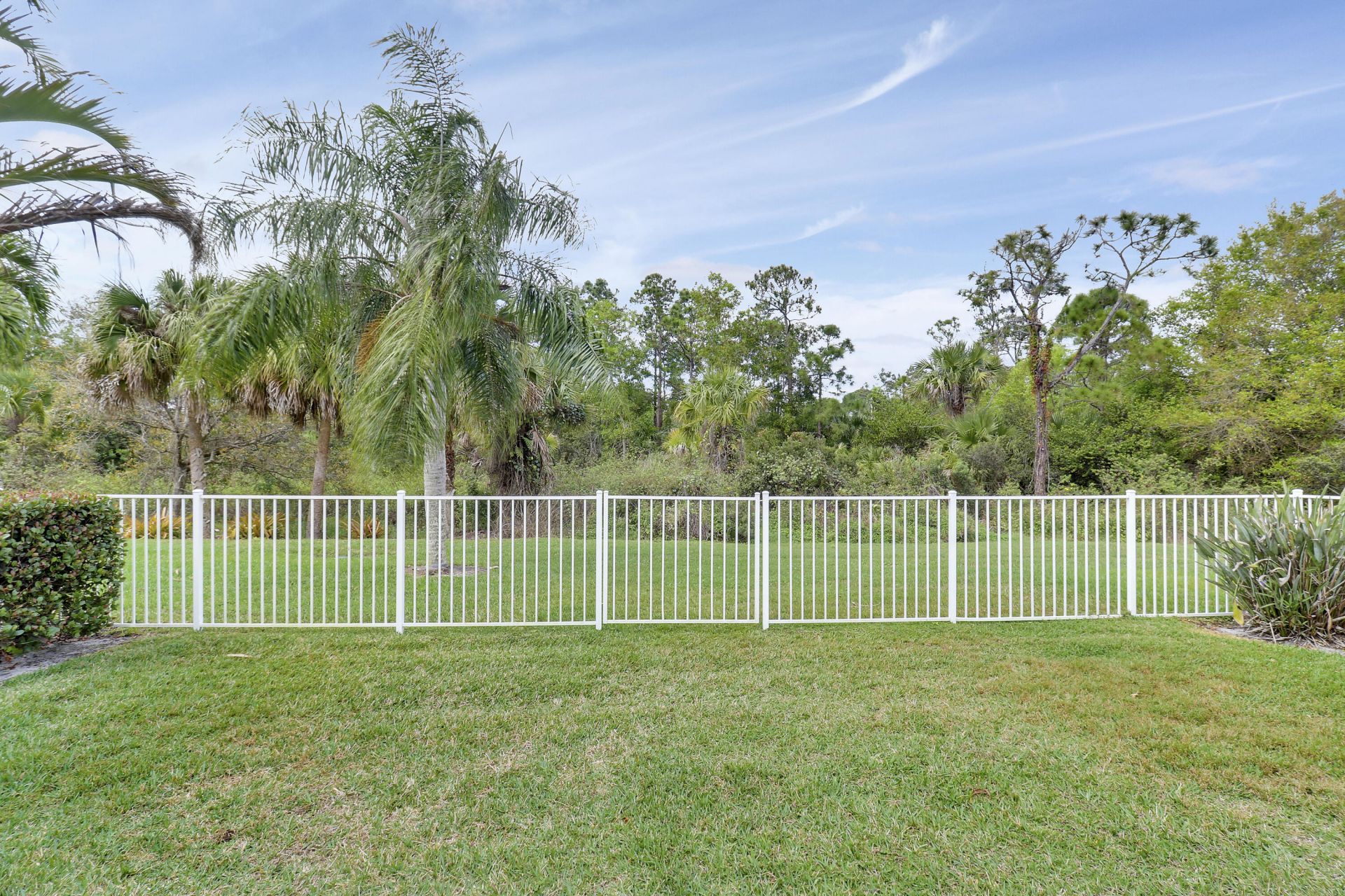 8558 SE Retreat Drive, Hobe Sound, FL 33455 Photo