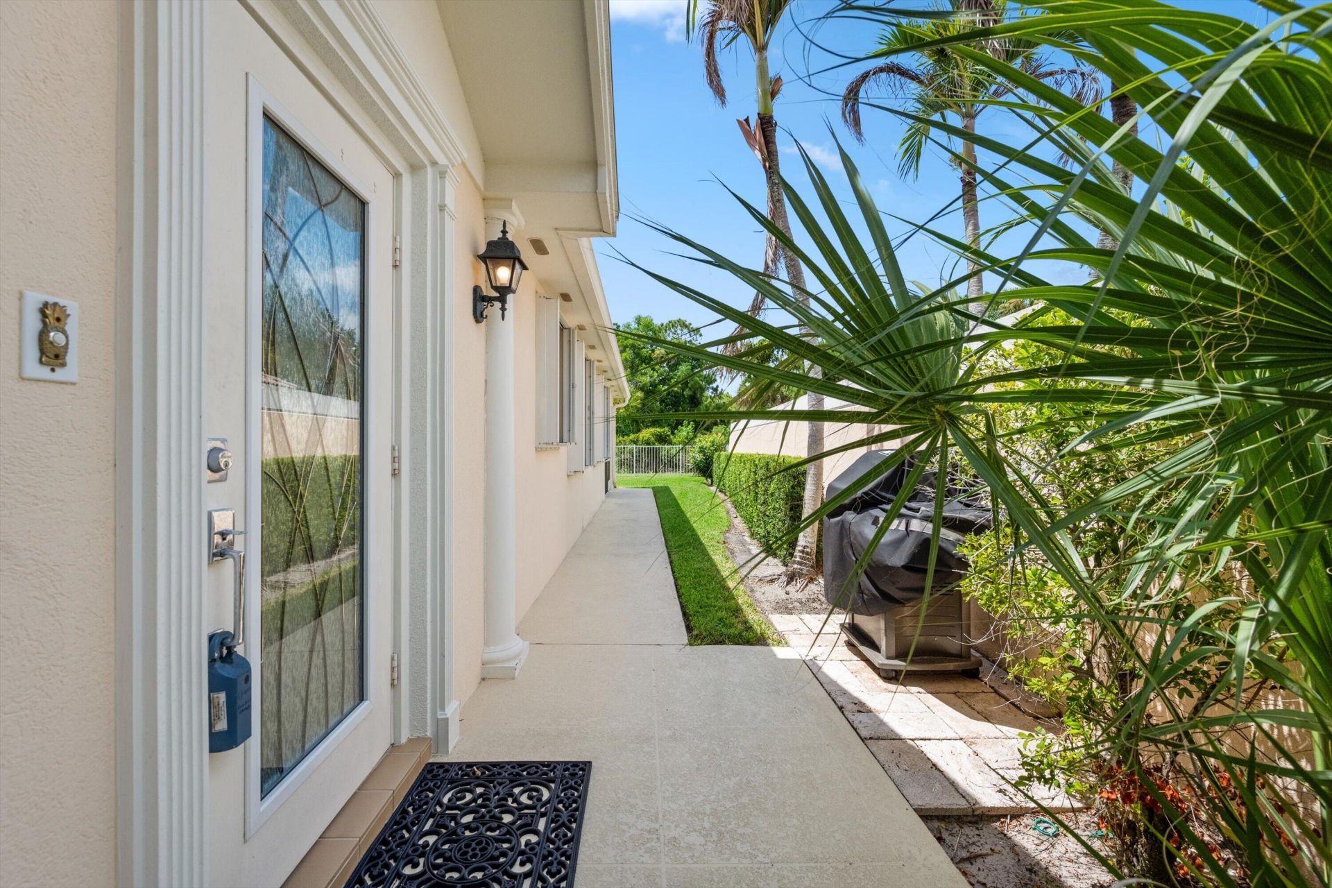 8558 SE Retreat Drive, Hobe Sound, FL 33455 Photo