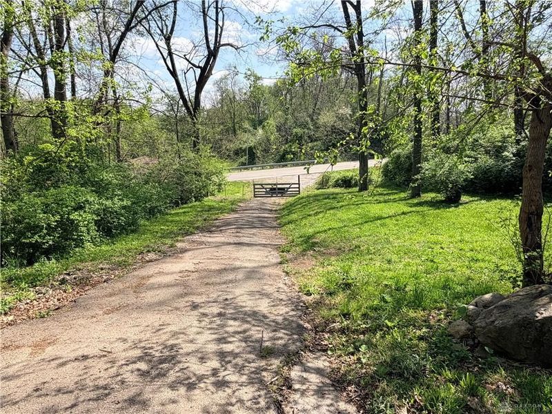 6599 W ST RT 121, New Paris, OH 45347 Photo 5