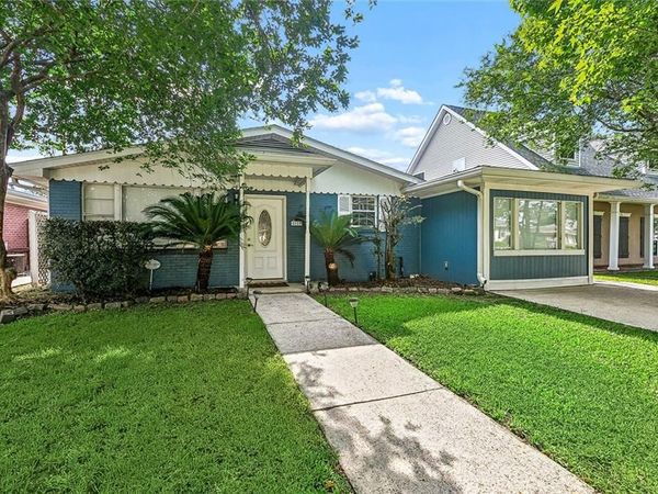 8929 CAMILLE Court, River Ridge, LA 70123