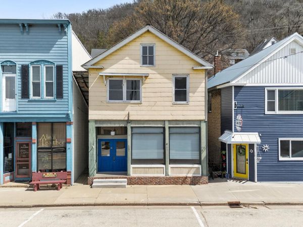 117 N Main Street, Alma, WI 54610
