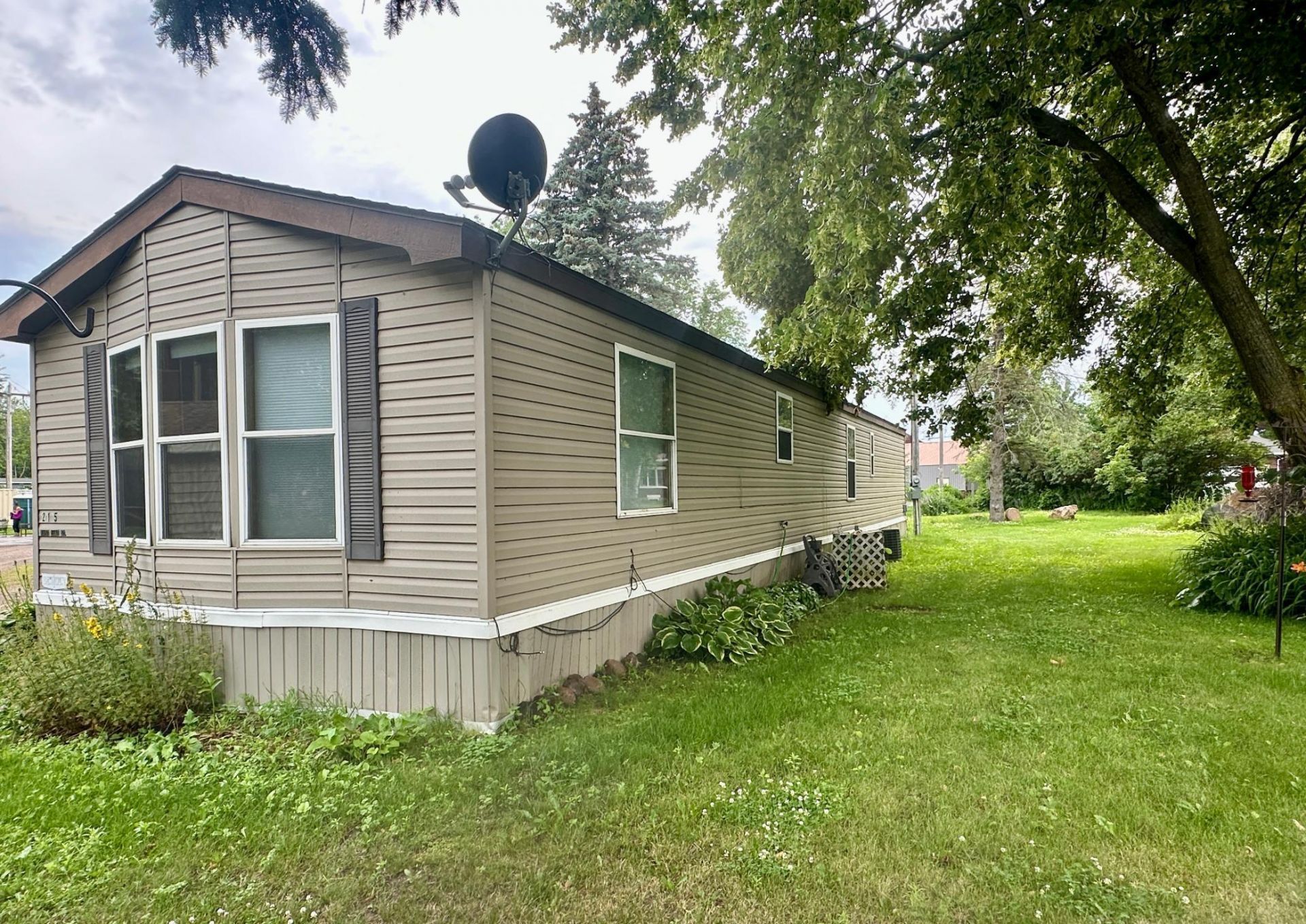 215 Lake Street E, Isle, MN 56342