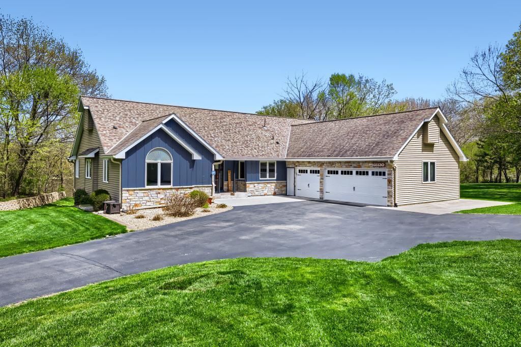 18130 Robinson Circle, Dayton, MN 55327