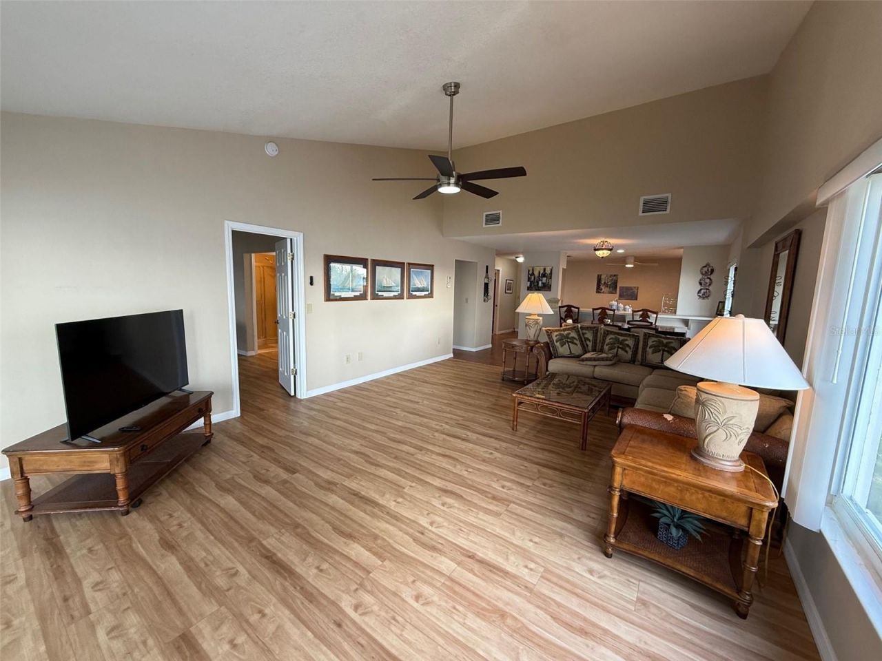 1477 Park Beach Circle, Unit 31, Punta Gorda, FL 33950 Photo