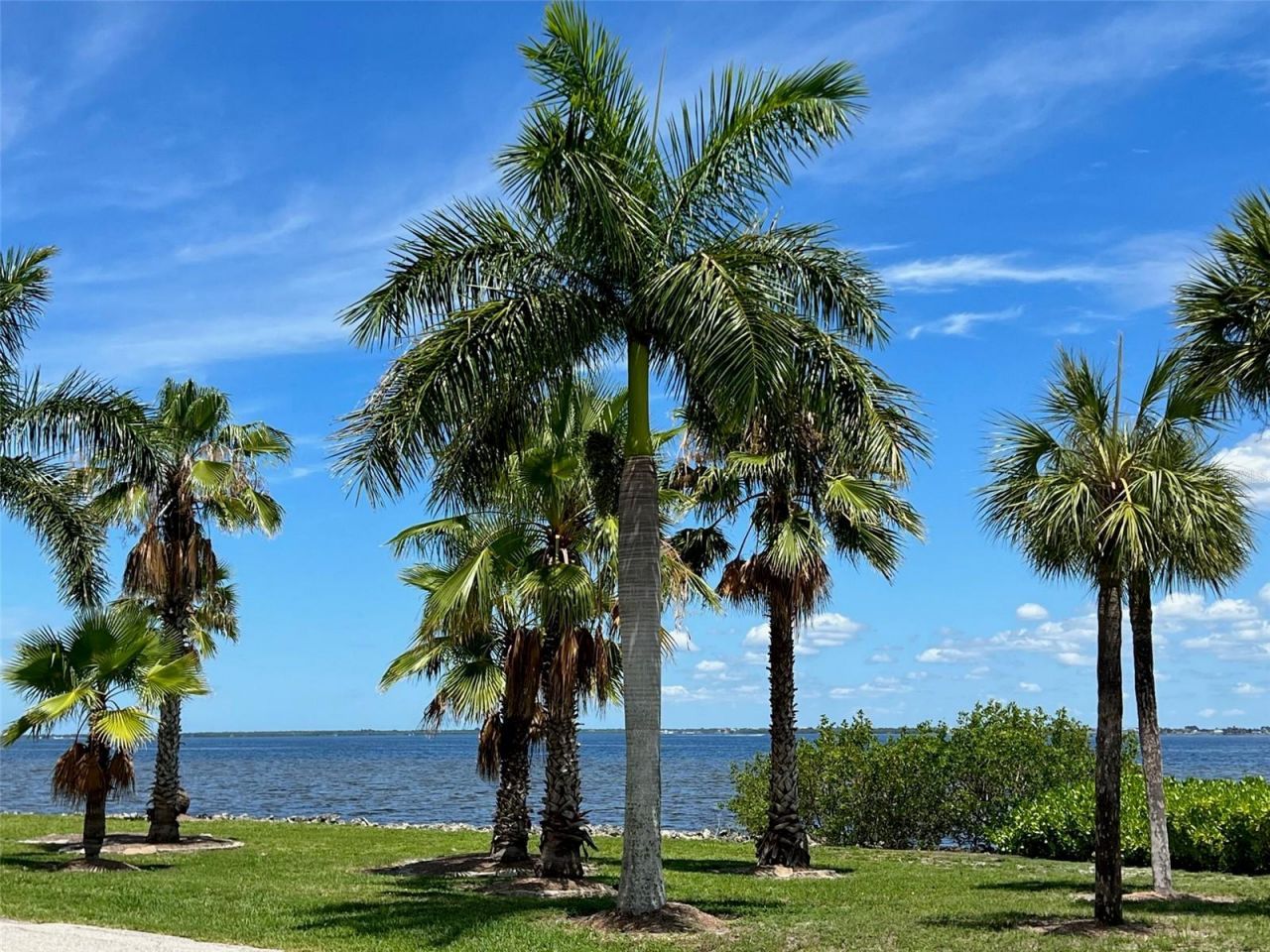 1477 Park Beach Circle, Unit 31, Punta Gorda, FL 33950 Photo