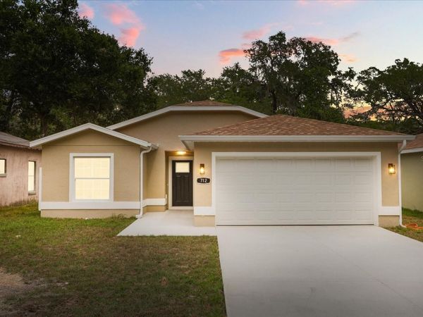 710 BEECHER STREET, LEESBURG, FL 34748