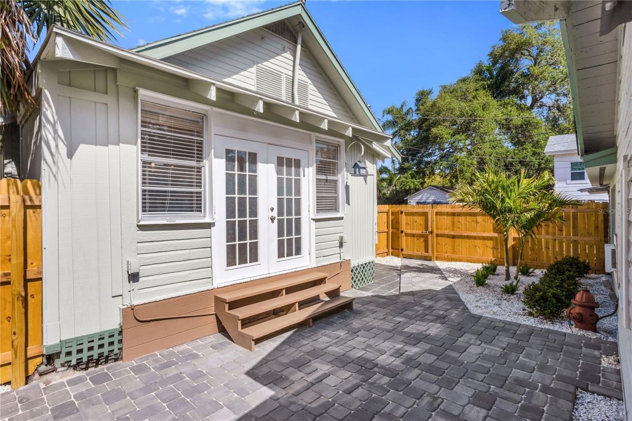 1924 3rd Street S, Saint Petersburg, FL 33705 Photo