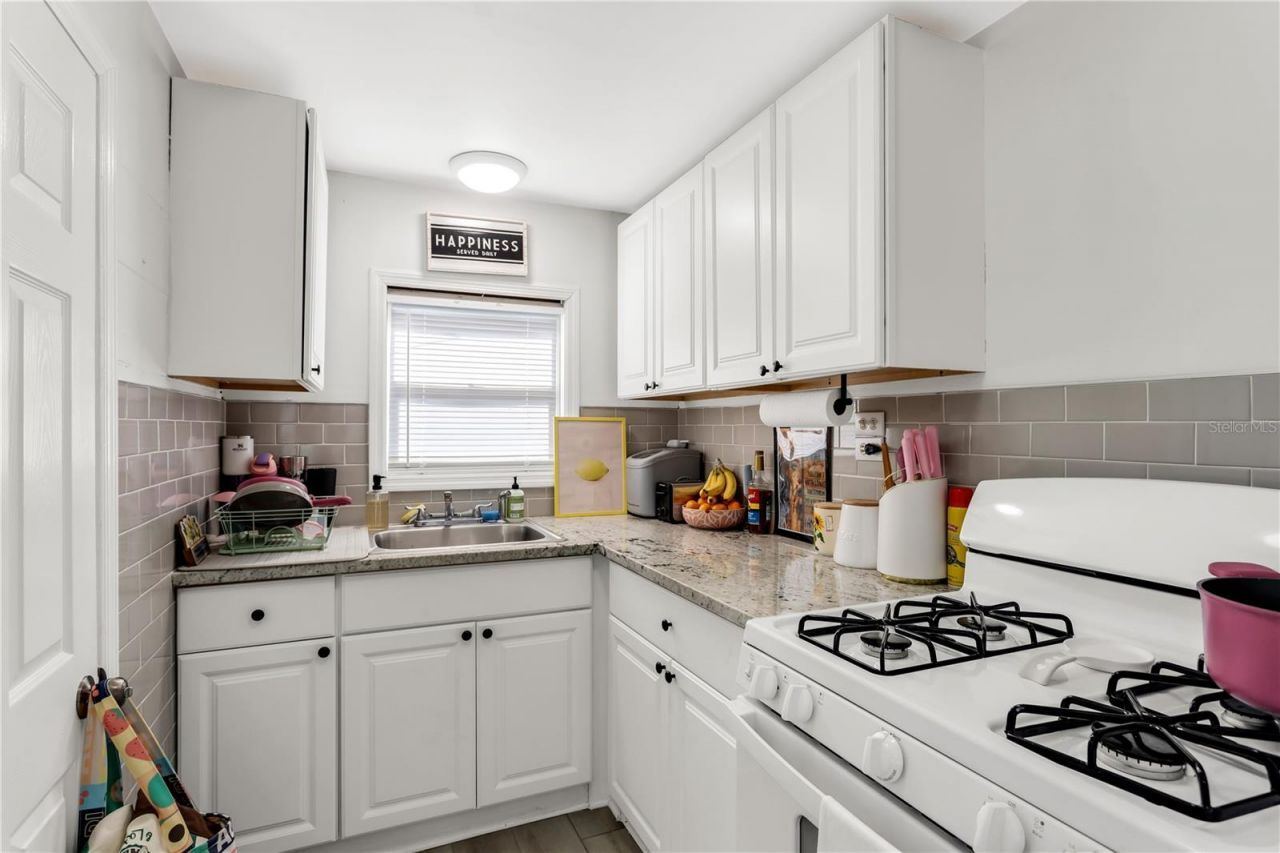 1924 3rd Street S, Saint Petersburg, FL 33705 Photo