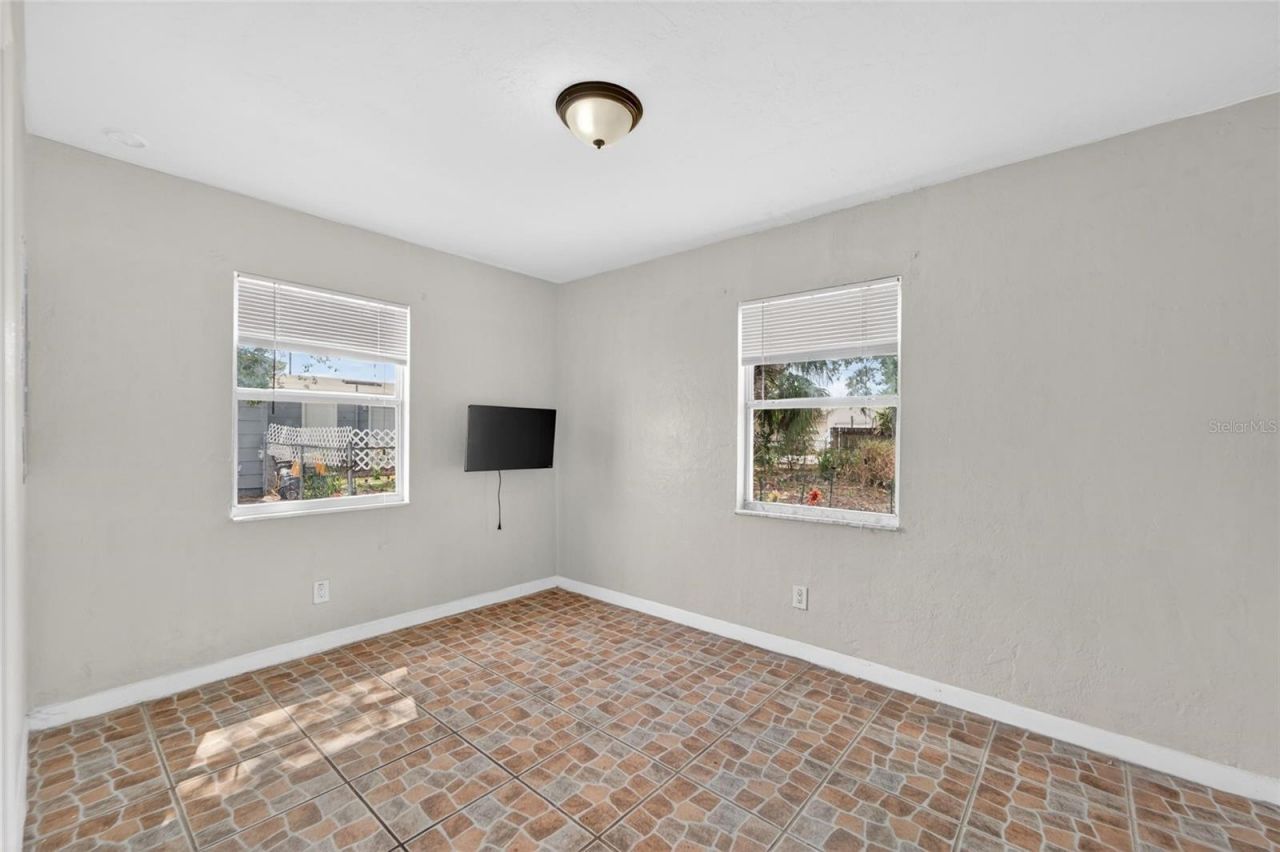 4940 5th Avenue S, Saint Petersburg, FL 33707 Photo