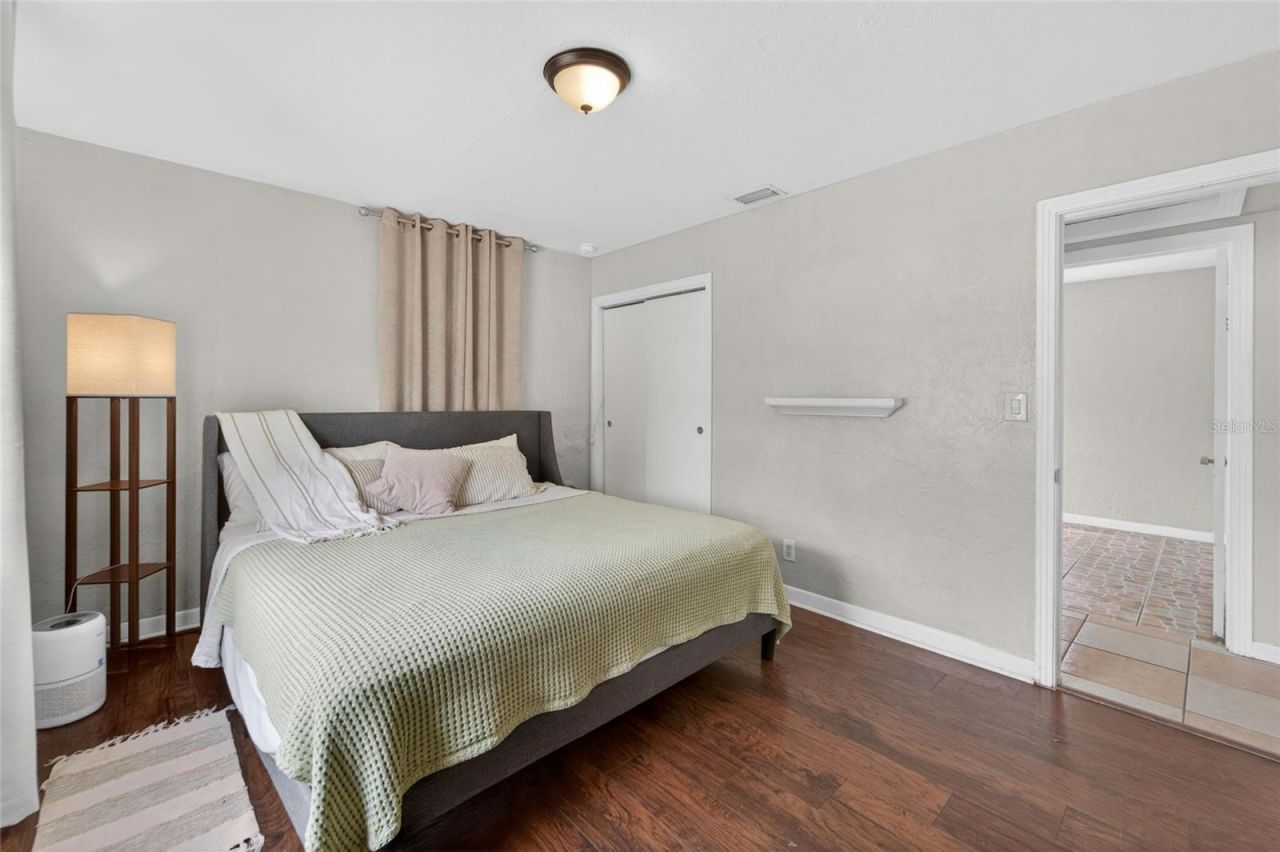 4940 5th Avenue S, Saint Petersburg, FL 33707 Photo