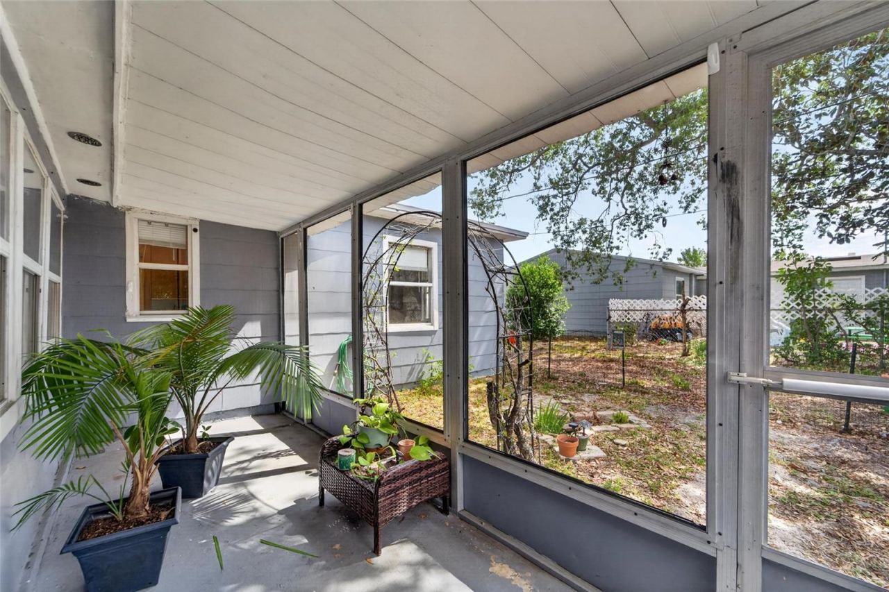 4940 5th Avenue S, Saint Petersburg, FL 33707 Photo