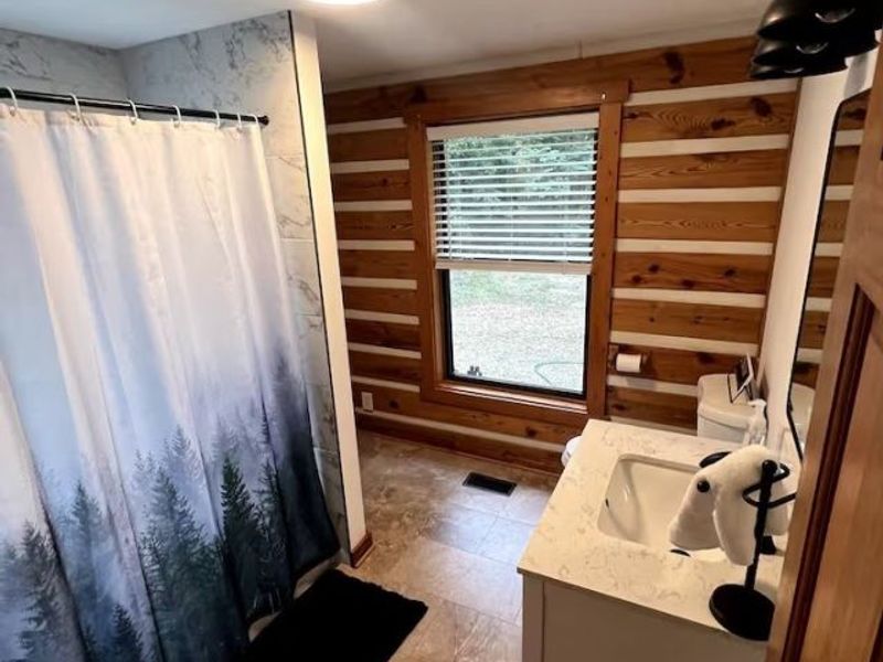 22916 Sams Creek Road , Laurelville, OH 43135 Photo 18