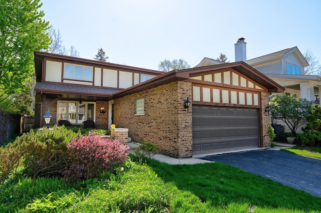 4569 Woodland Avenue , Western Springs, IL 60558 Main Photo