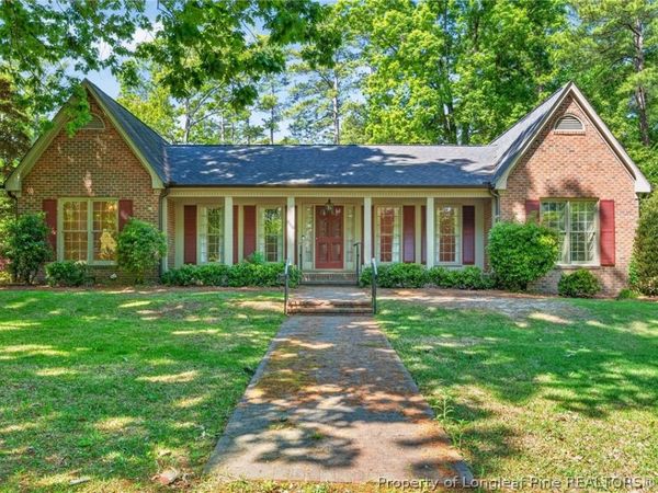 608 Argyll Road , Fayetteville, NC 28303