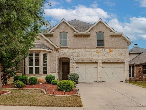 8313 Bayberry Avenue, Lantana, TX 76226