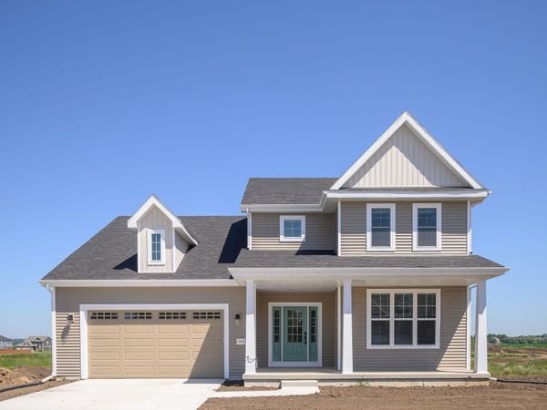 1752 Waverly Way, Sun Prairie, WI 53590