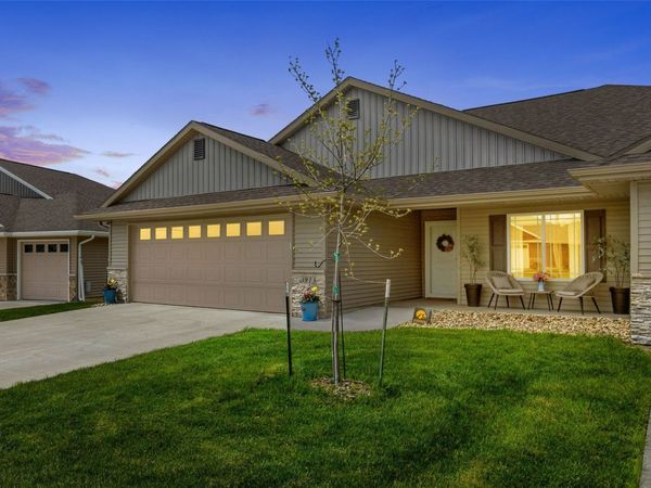 3913 Bluebird Dr SW , Cedar Rapids, IA 52404