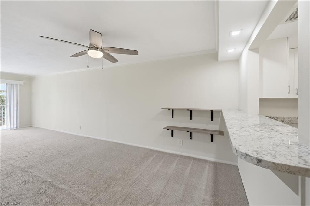 3150 Binnacle Dr, Unit 318, Naples, FL 34103 Photo
