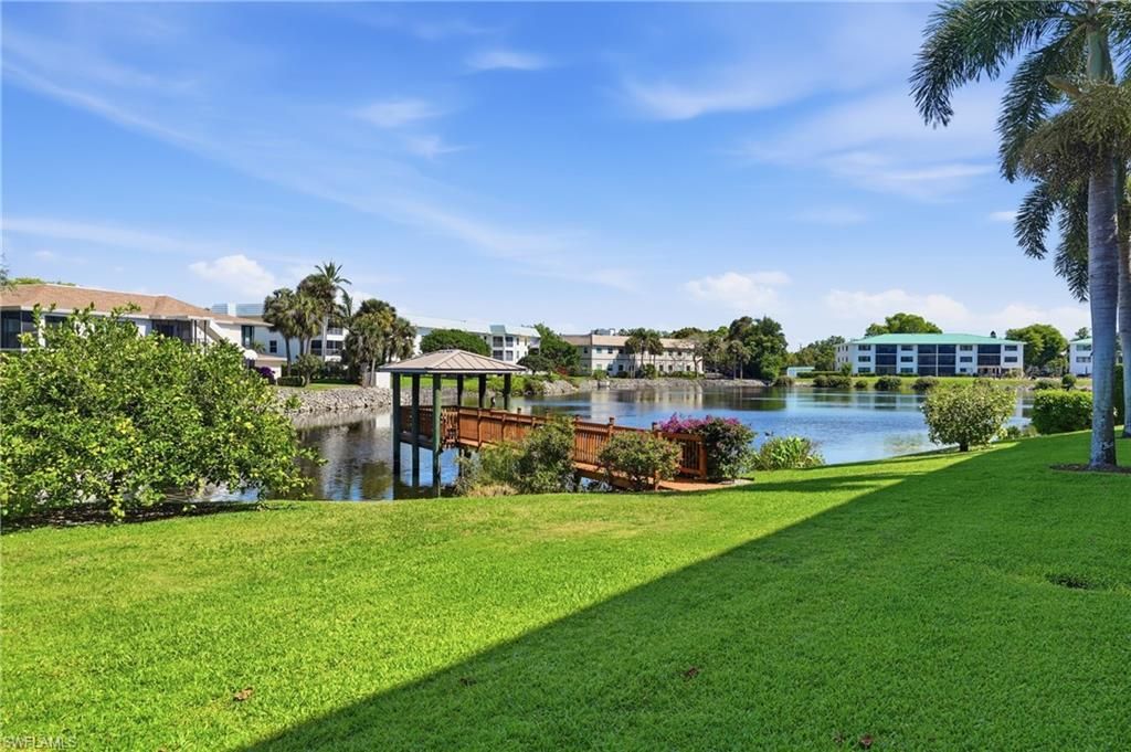 3150 Binnacle Dr, Unit 318, Naples, FL 34103 Photo