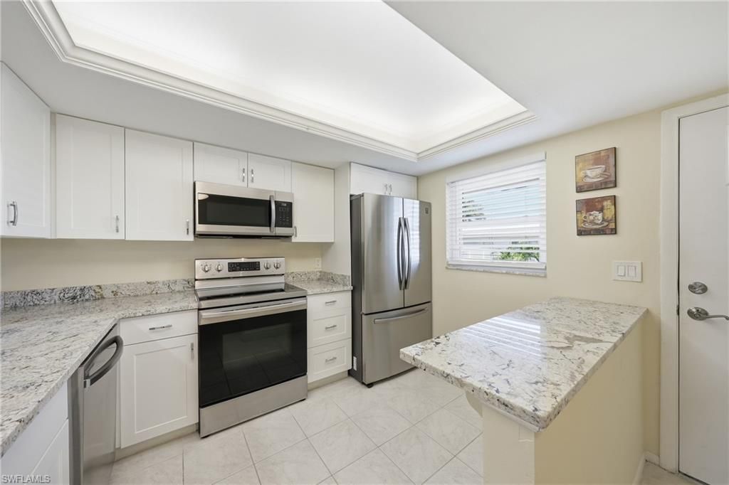 3150 Binnacle Dr, Unit 318, Naples, FL 34103 Photo