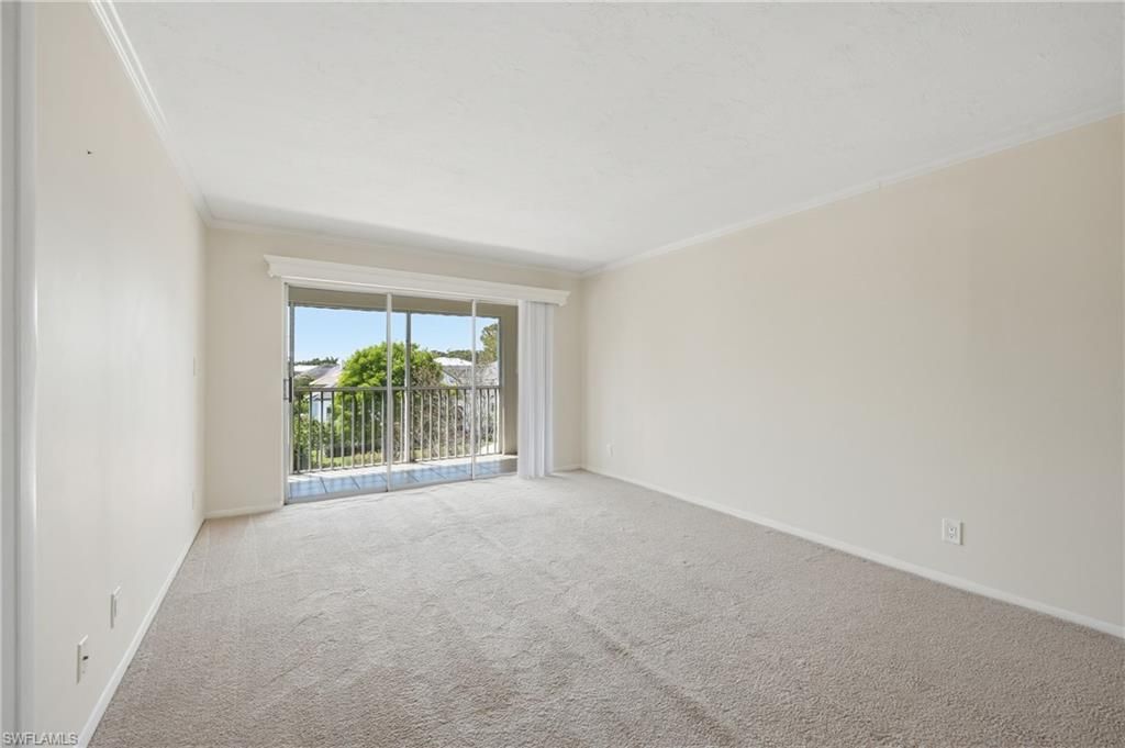 3150 Binnacle Dr, Unit 318, Naples, FL 34103 Photo
