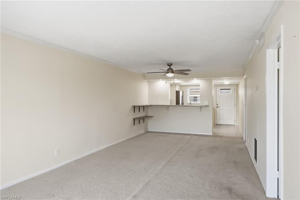 3150 Binnacle Dr, Unit 318, Naples, FL 34103 Photo