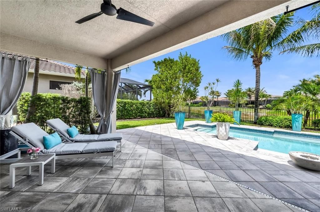 13539 Mandarin Cir, Naples, FL 34109 Photo