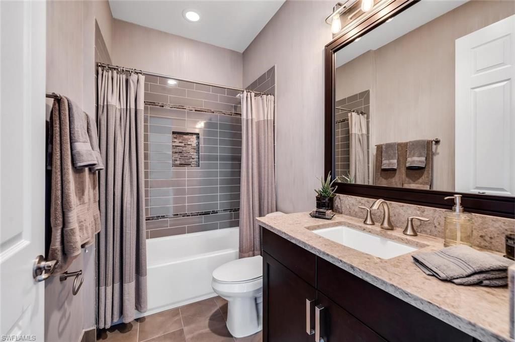 13539 Mandarin Cir, Naples, FL 34109 Photo