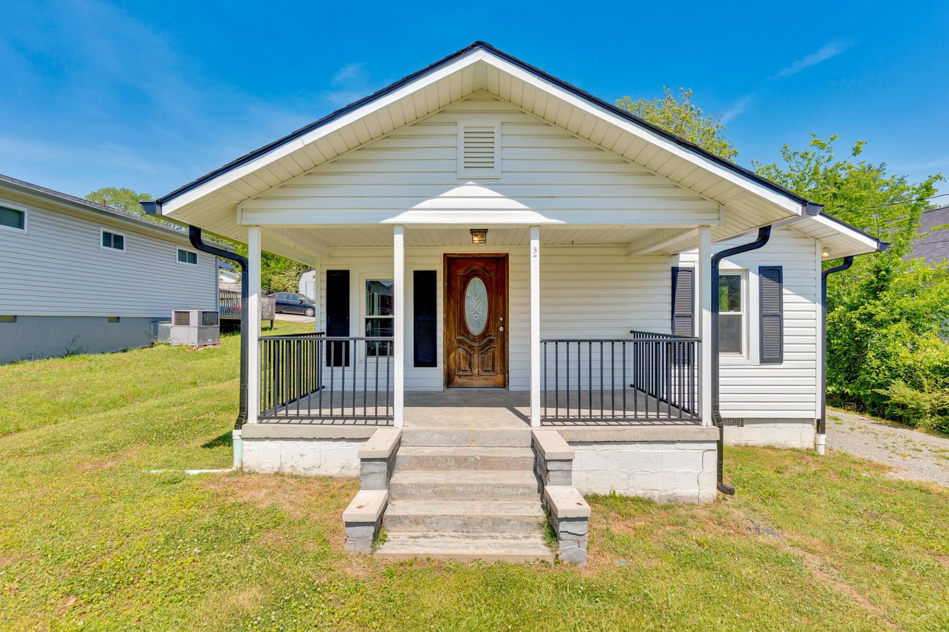 37 Myrtle Avenue, Chattanooga, TN 37419 Main Photo