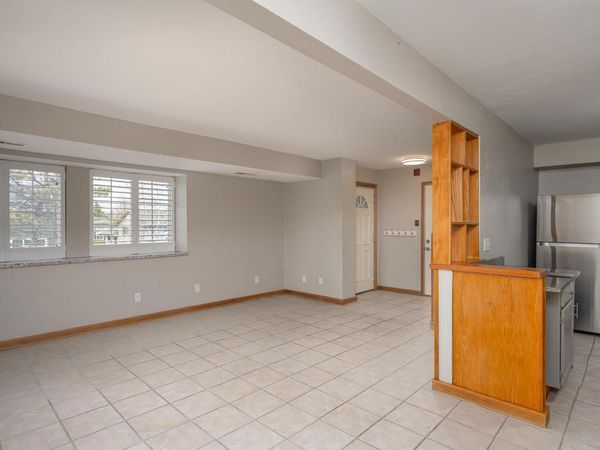 N75W23470 Water Tower COURT, Unit B4, Sussex, WI 53089