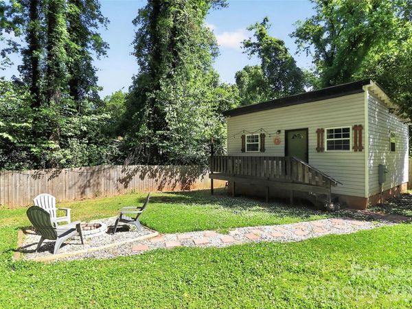 1954 Garibaldi Avenue , Charlotte, NC 28208