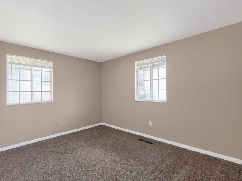 3674 Panama Drive , Westerville, OH 43081 Photo 8