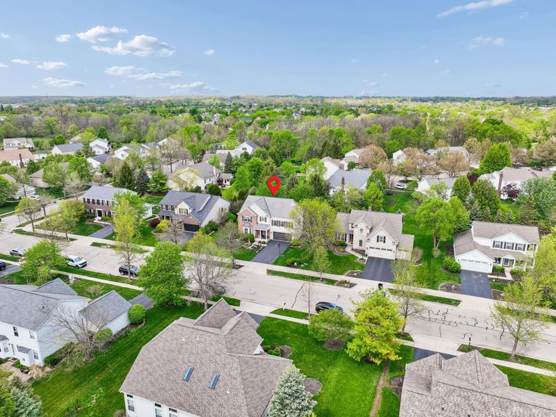 7710 Tullymore Drive, Dublin, OH 43016 Photo 3