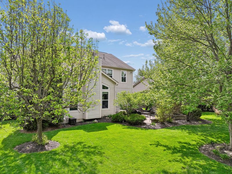 7710 Tullymore Drive, Dublin, OH 43016 Photo 4