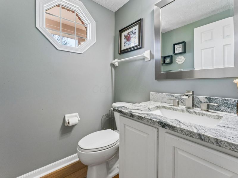 7710 Tullymore Drive, Dublin, OH 43016 Photo 9