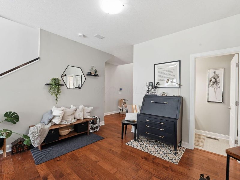 2325 Village At Bexley Drive, Columbus, OH 43209 Photo 12