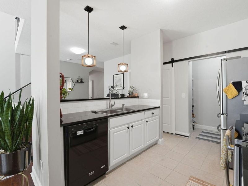 2325 Village At Bexley Drive, Columbus, OH 43209 Photo 21