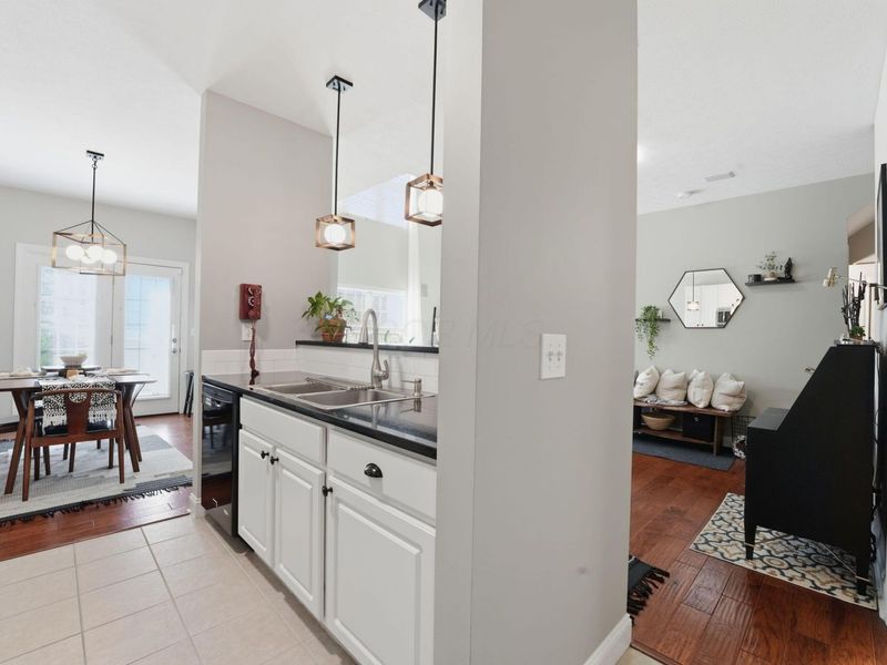 2325 Village At Bexley Drive, Columbus, OH 43209 Photo 24