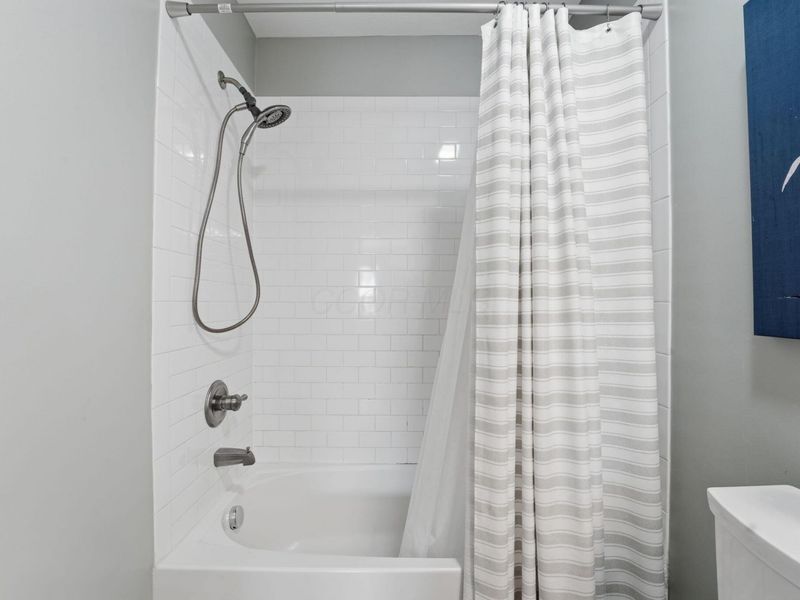 2325 Village At Bexley Drive, Columbus, OH 43209 Photo 42